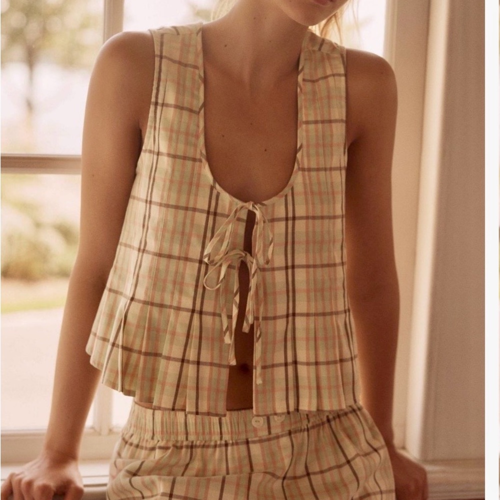 Anthropologie Plaid Sleeveless PJ or Casual Top with Sexy Tie Front Size S, NWT